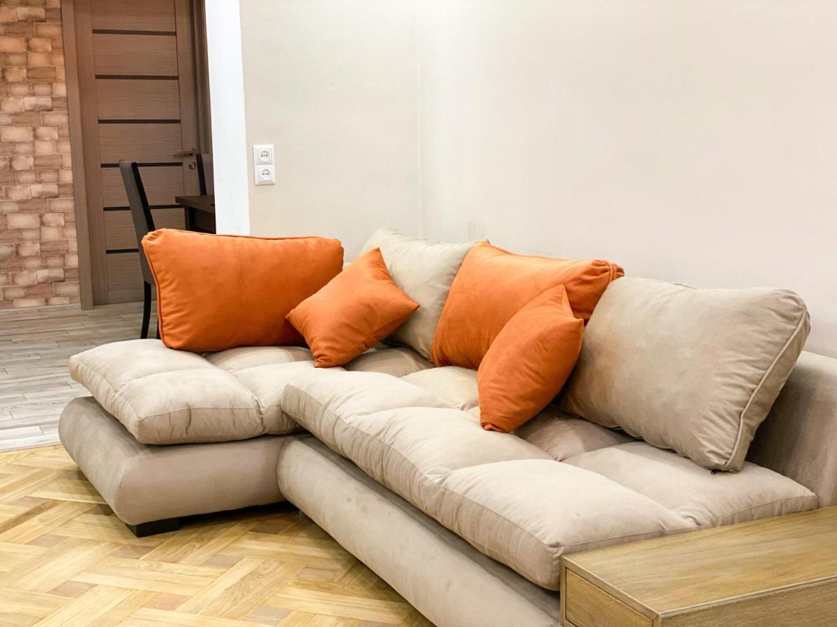 Luxury 4-Bedroom Apartment In The Center Тбілісі Екстер'єр фото